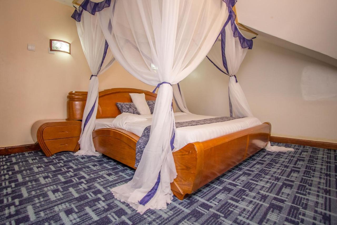 Wida Resort Kilimani Найроби Экстерьер фото